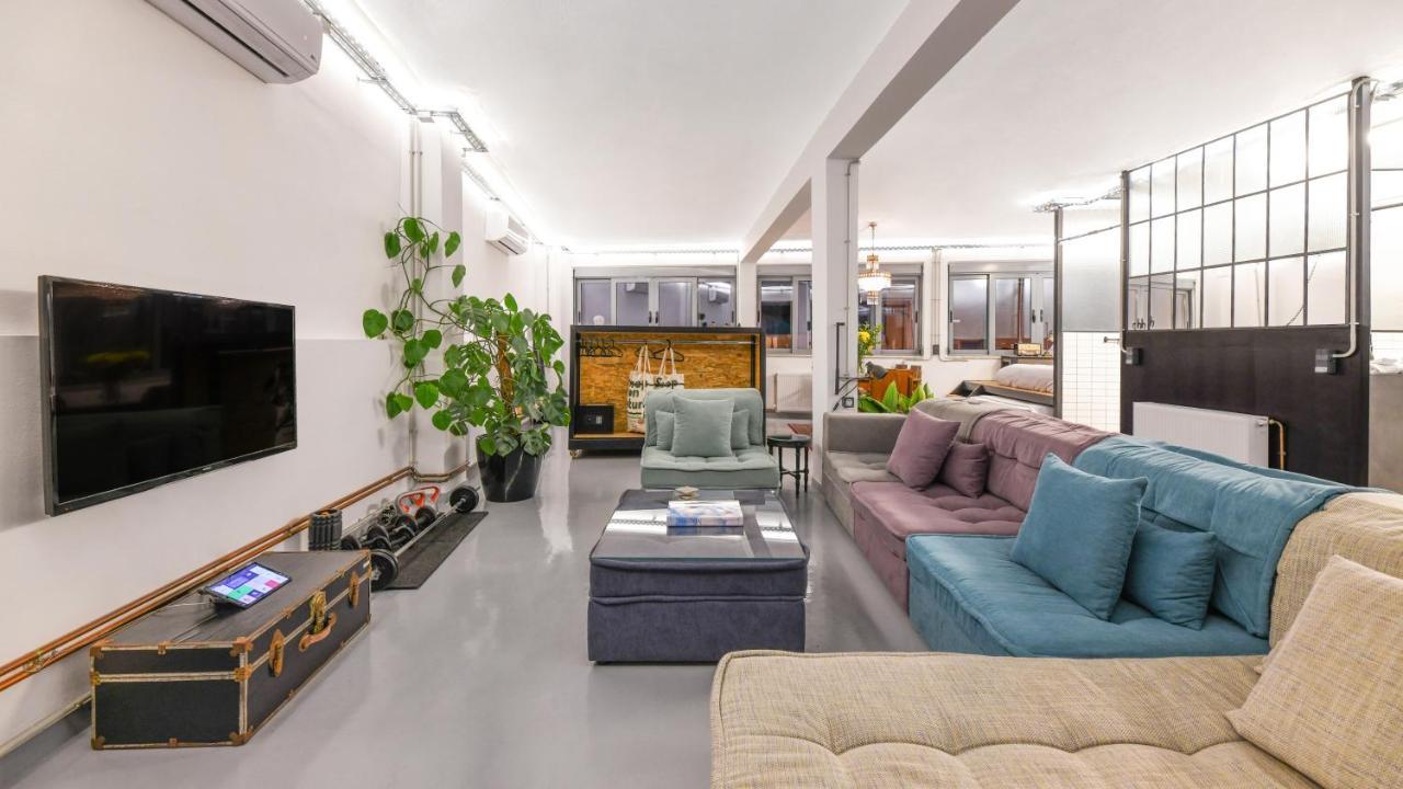 Monastiraki #Wallsfree Citycenter- Unspoiled Athens Apartments Bagian luar foto