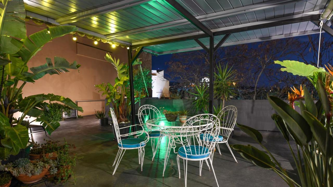 Monastiraki #Wallsfree Citycenter- Unspoiled Athens Apartments Bagian luar foto