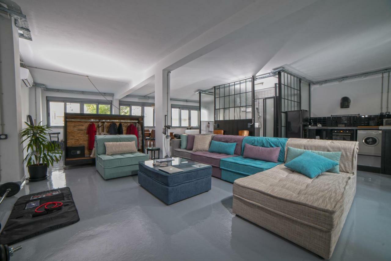 Monastiraki #Wallsfree Citycenter- Unspoiled Athens Apartments Bagian luar foto