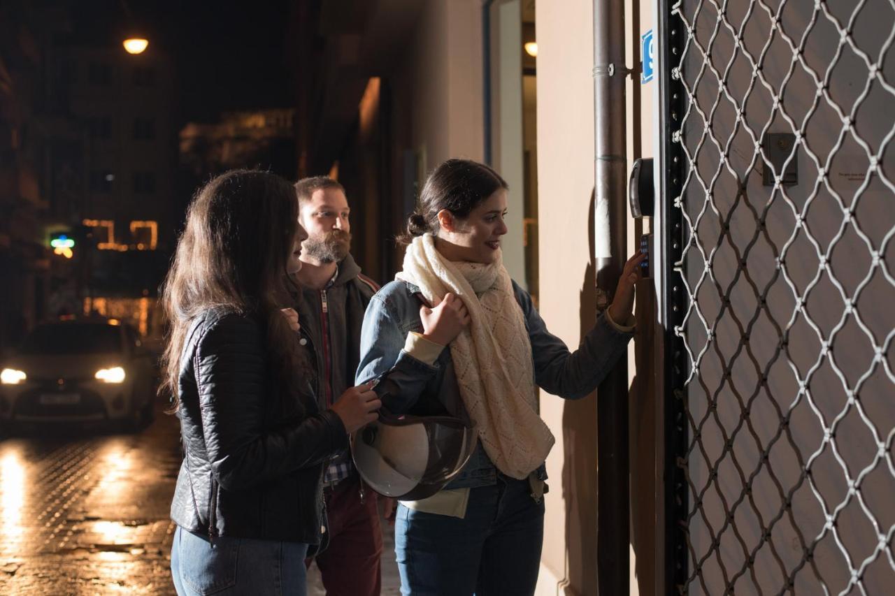 Monastiraki #Wallsfree Citycenter- Unspoiled Athens Apartments Bagian luar foto
